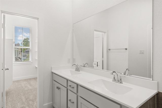 520 Red Cascade Trail, Willis, TX 77318