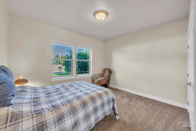 367 N Magnolia Pl, Middleton, ID 83644