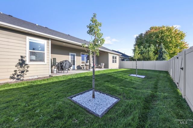 367 N Magnolia Pl, Middleton, ID 83644