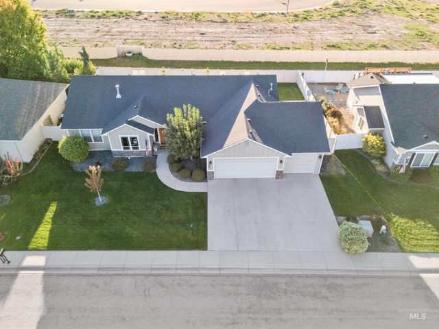 367 N Magnolia Pl, Middleton, ID 83644
