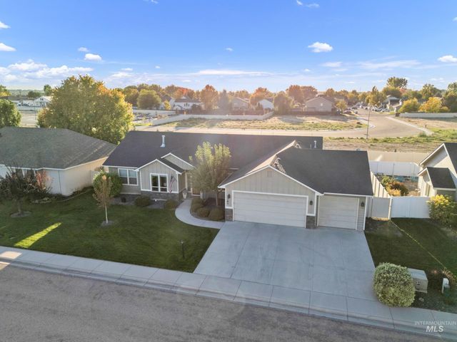 367 N Magnolia Pl, Middleton, ID 83644