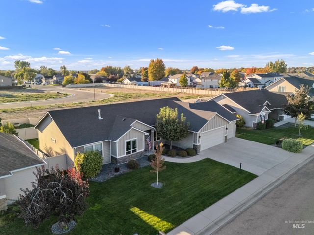367 N Magnolia Pl, Middleton, ID 83644