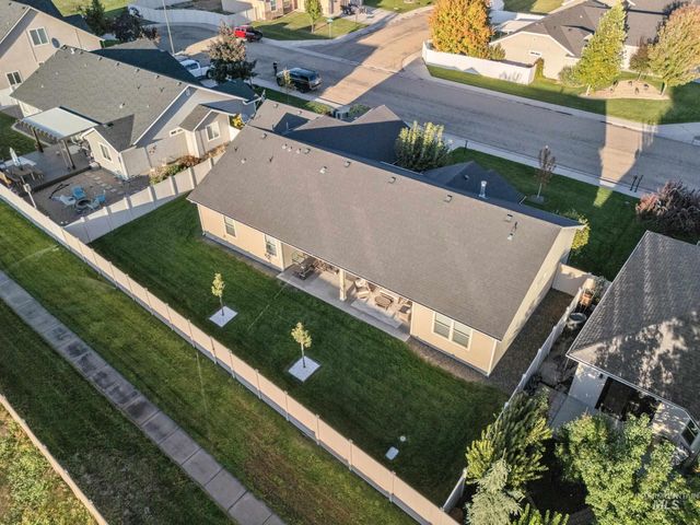 367 N Magnolia Pl, Middleton, ID 83644