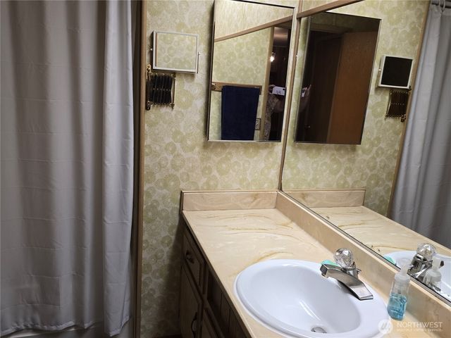 600 Russell Road, Forks, WA 98331