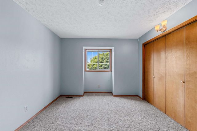 14821 E 21st Ct, Spokane Valley, WA 99037