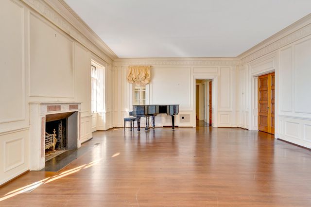 710 W Brow Road, Lookout Mountain, TN 37350