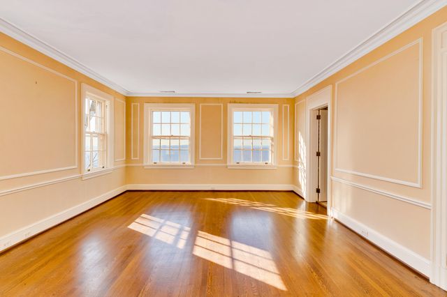 710 W Brow Road, Lookout Mountain, TN 37350