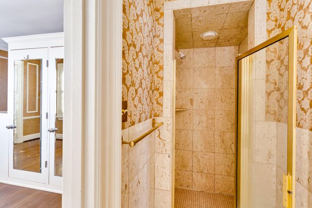 710 W Brow Road, Lookout Mountain, TN 37350