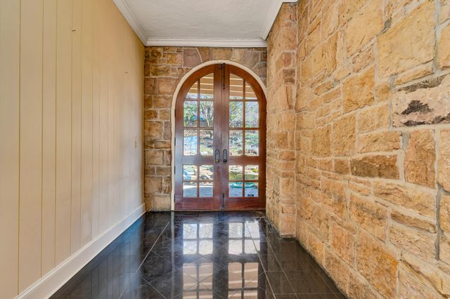 710 W Brow Road, Lookout Mountain, TN 37350