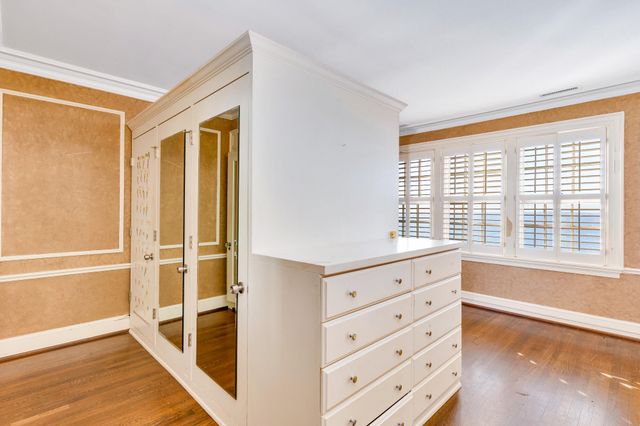 710 W Brow Road, Lookout Mountain, TN 37350