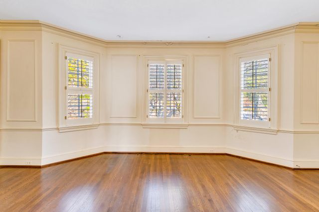 710 W Brow Road, Lookout Mountain, TN 37350