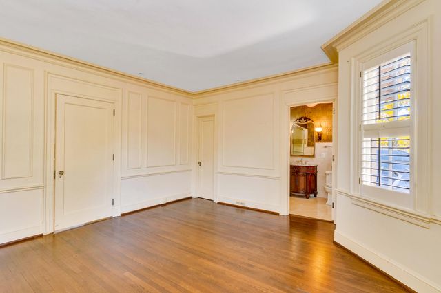 710 W Brow Road, Lookout Mountain, TN 37350