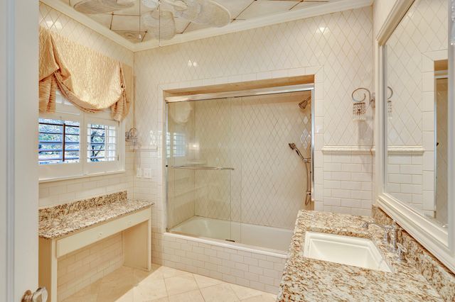 710 W Brow Road, Lookout Mountain, TN 37350