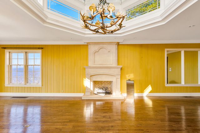 710 W Brow Road, Lookout Mountain, TN 37350