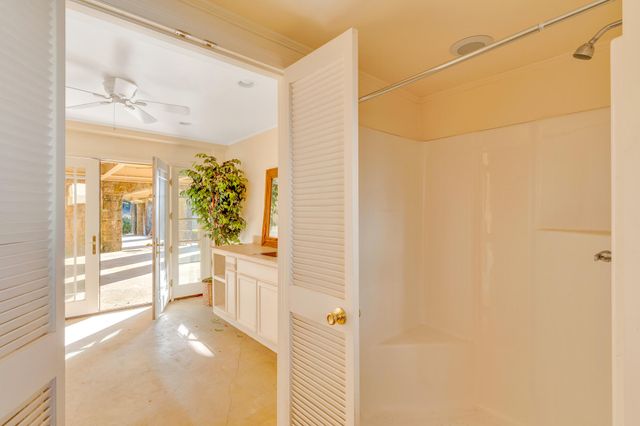 710 W Brow Road, Lookout Mountain, TN 37350