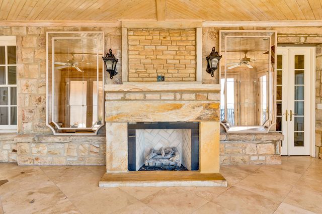 710 W Brow Road, Lookout Mountain, TN 37350