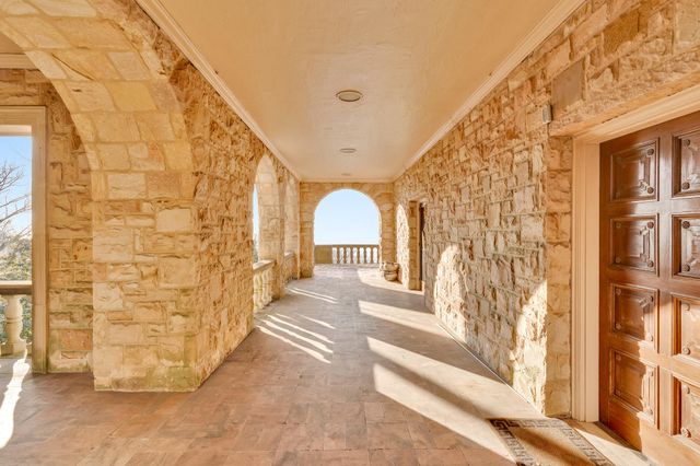 710 W Brow Road, Lookout Mountain, TN 37350