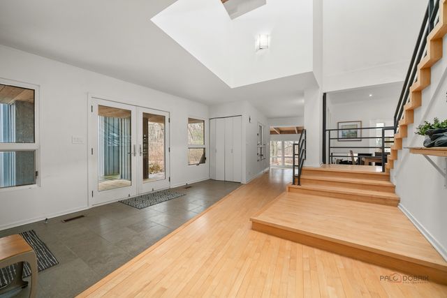 18212 Oak Grove Road, Harvard, IL 60033