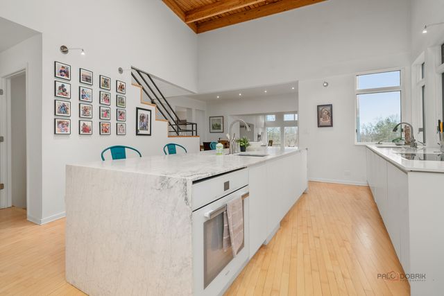 18212 Oak Grove Road, Harvard, IL 60033