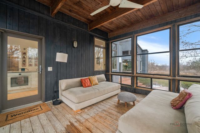 18212 Oak Grove Road, Harvard, IL 60033