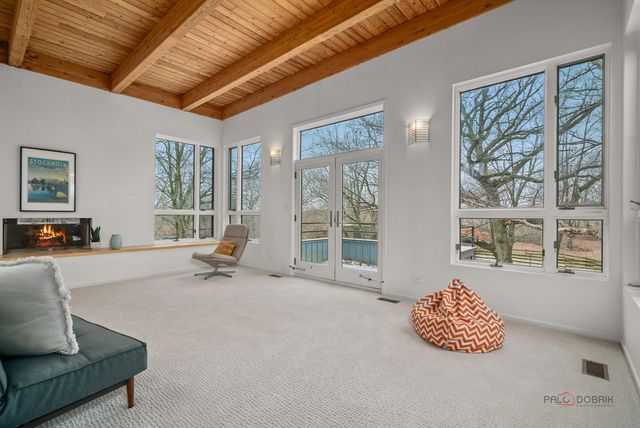 18212 Oak Grove Road, Harvard, IL 60033