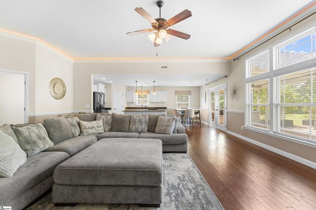442 Camden Lee Court, Inman, SC 29349