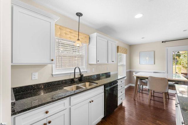442 Camden Lee Court, Inman, SC 29349