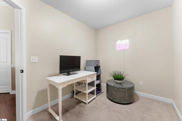 442 Camden Lee Court, Inman, SC 29349