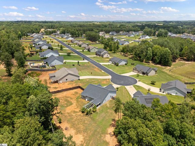 442 Camden Lee Court, Inman, SC 29349