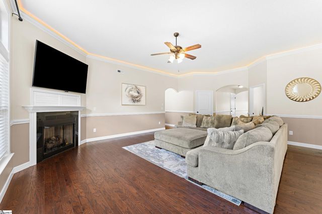 442 Camden Lee Court, Inman, SC 29349