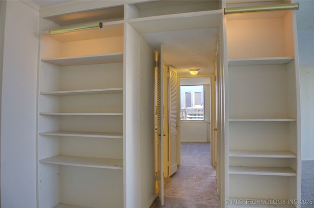 1502 S Boulder Avenue 16M, Tulsa, OK 74119