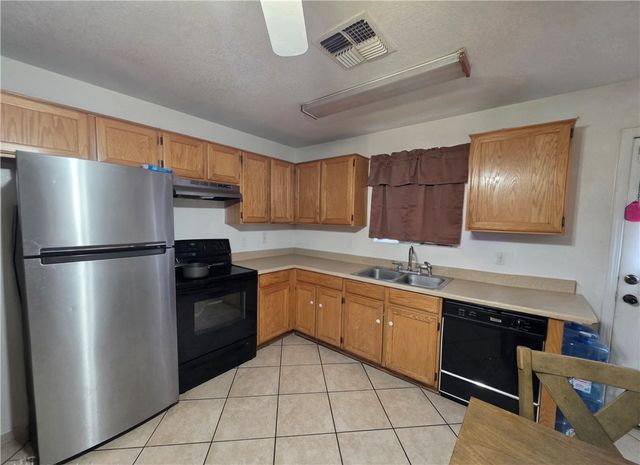 449 Sea Spray Drive, Bullhead City, AZ 86442