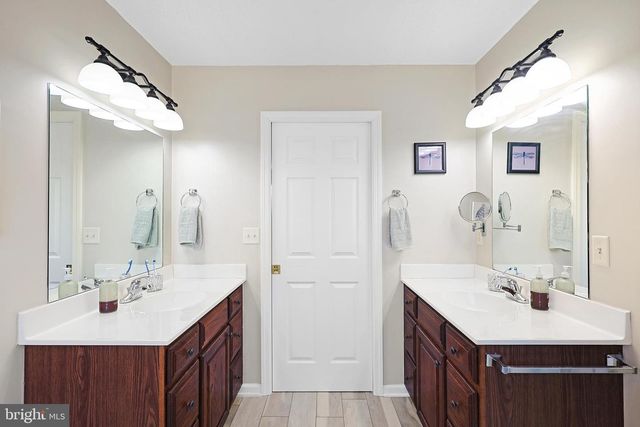 287 N LAKEWOOD, Ridgeley, WV 26753