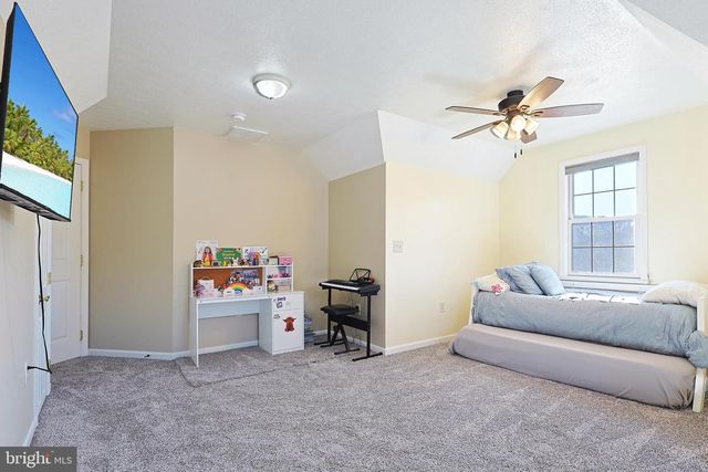 287 N LAKEWOOD, Ridgeley, WV 26753