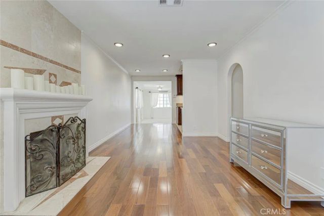 11943 Strathern Street, North Hollywood, CA 91605