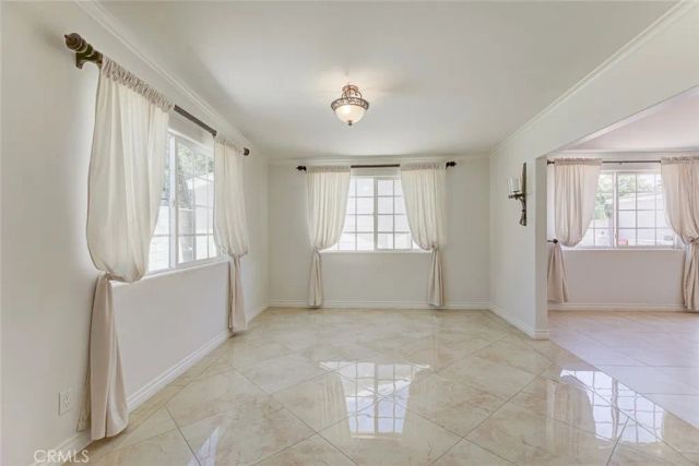 11943 Strathern Street, North Hollywood, CA 91605