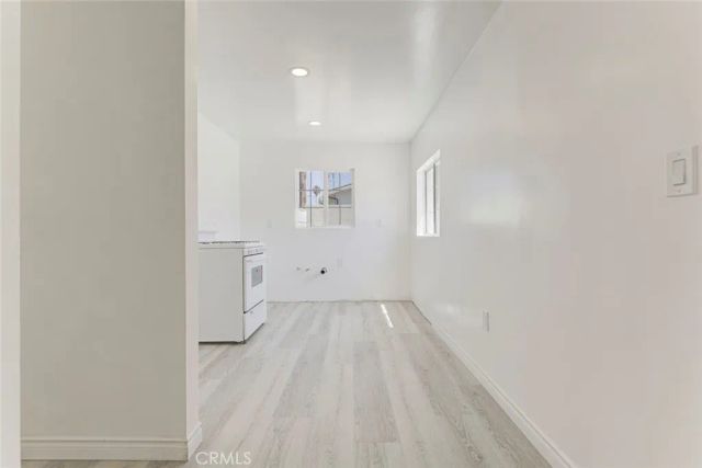 11943 Strathern Street, North Hollywood, CA 91605