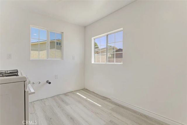11943 Strathern Street, North Hollywood, CA 91605