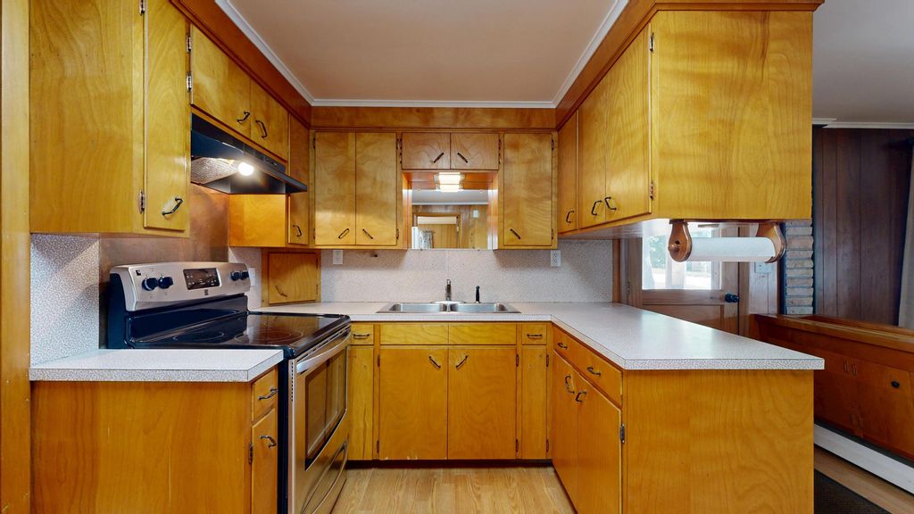 1338 Sabattus Street, Lewiston, ME 04240 — photo 5