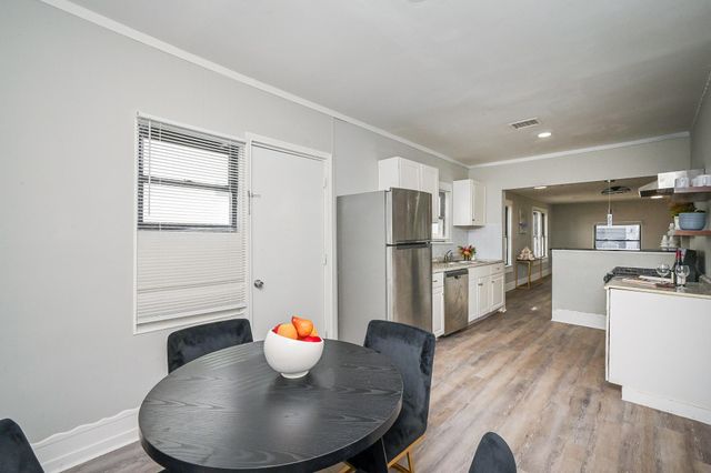 1507 Laird Street, Houston, TX 77008