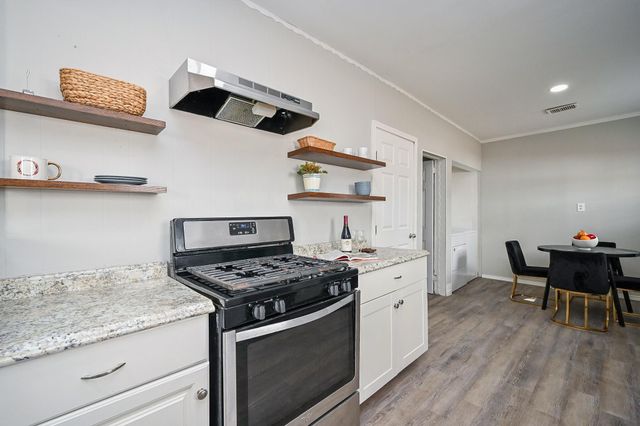 1507 Laird Street, Houston, TX 77008