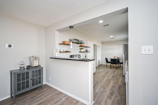 1507 Laird Street, Houston, TX 77008