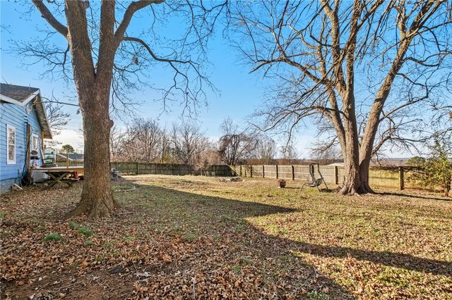 117 Short Avenue, Lincoln, AR 72744