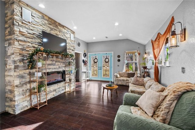 117 Short Avenue, Lincoln, AR 72744