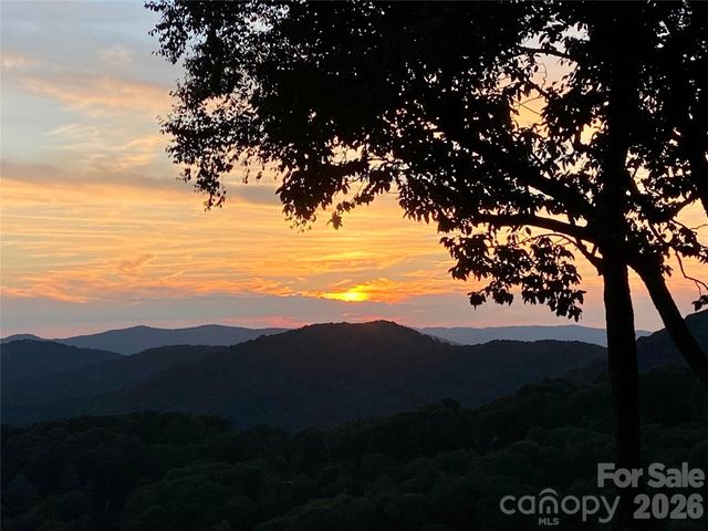 156 Cottage Lane 13, Mars Hill, NC 28754