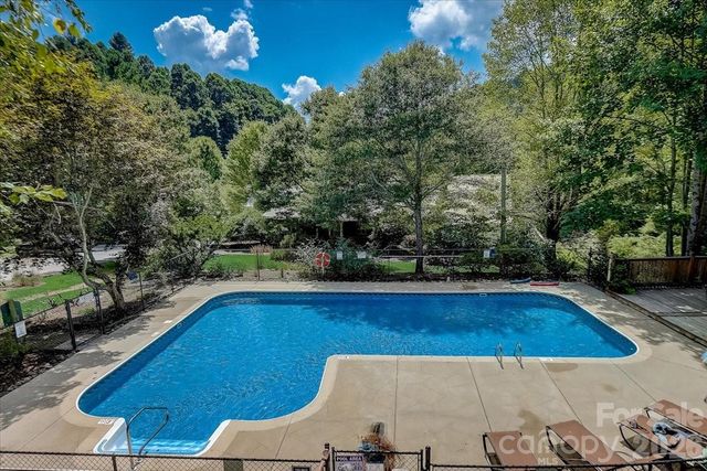 156 Cottage Lane 13, Mars Hill, NC 28754