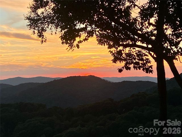 156 Cottage Lane 13, Mars Hill, NC 28754