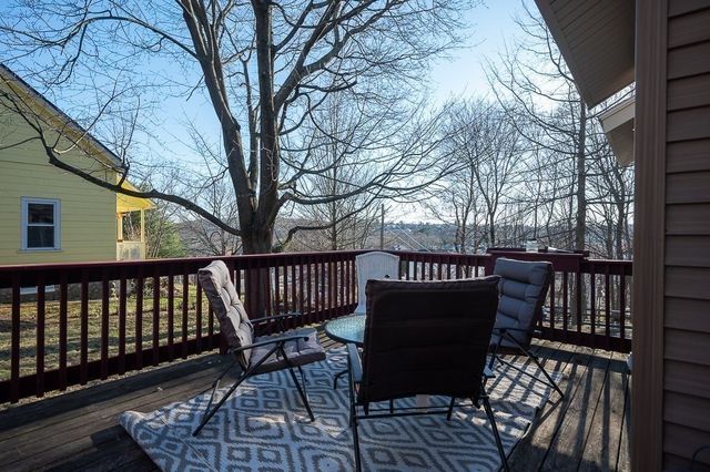 55 Standish St, Worcester, MA 01604