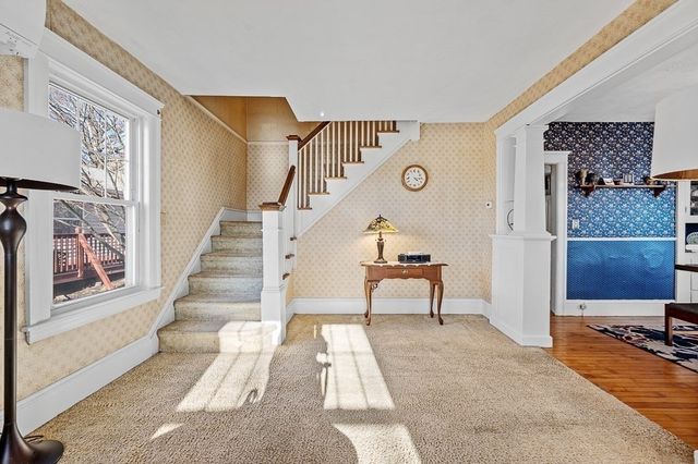 55 Standish St, Worcester, MA 01604