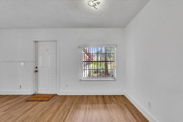 1405 Miami Rd 7, Fort Lauderdale, FL 33316